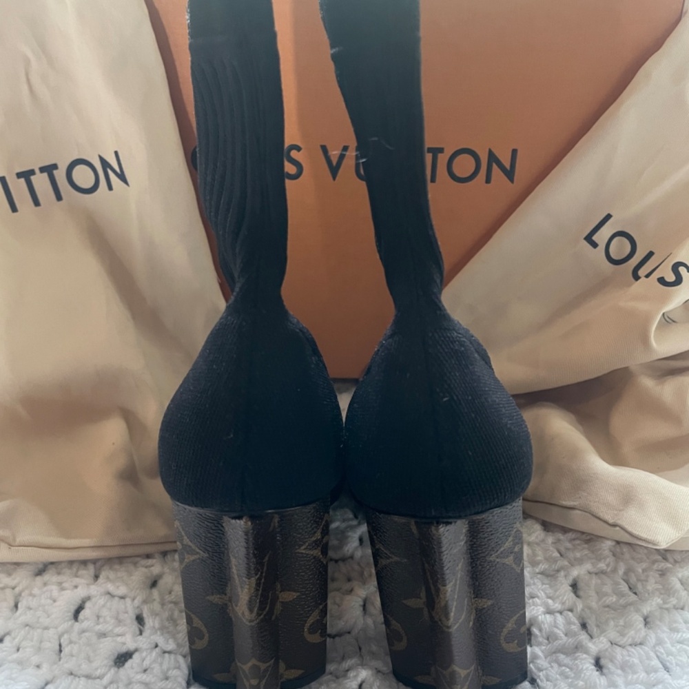 Black Louis Vuitton booties - Picture 5 of 8